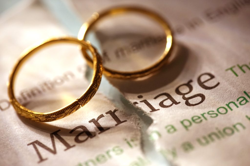 How to Balance Physical and Mental Well-being for a Fulfilling Marriage?