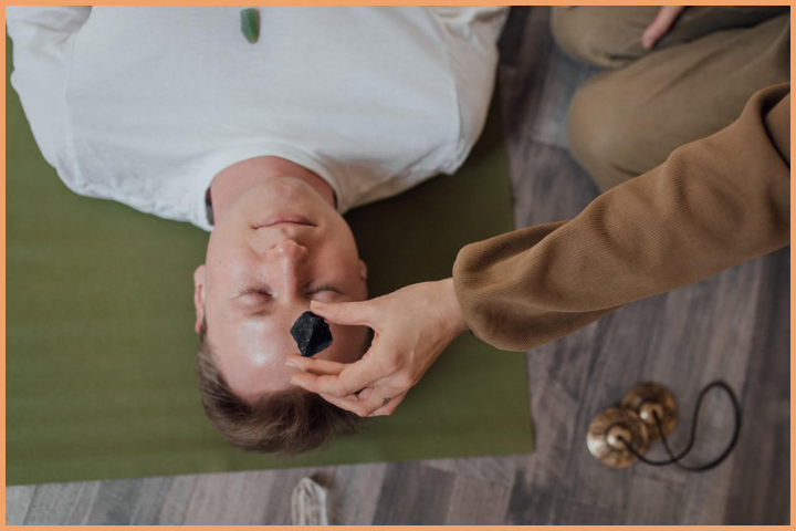 Use the suitable crystal to heal the chakra