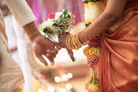 How Does Love Evolve in Marriage: Expectations vs. Reality?