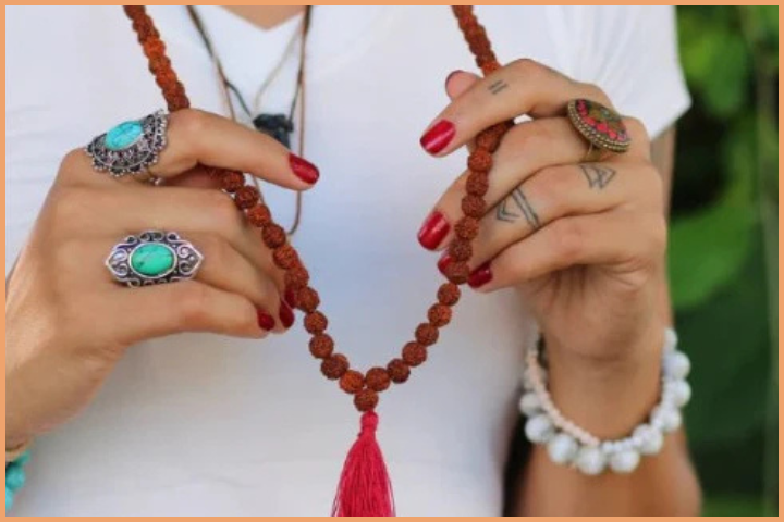 Can Ladies Wear Rudraksha