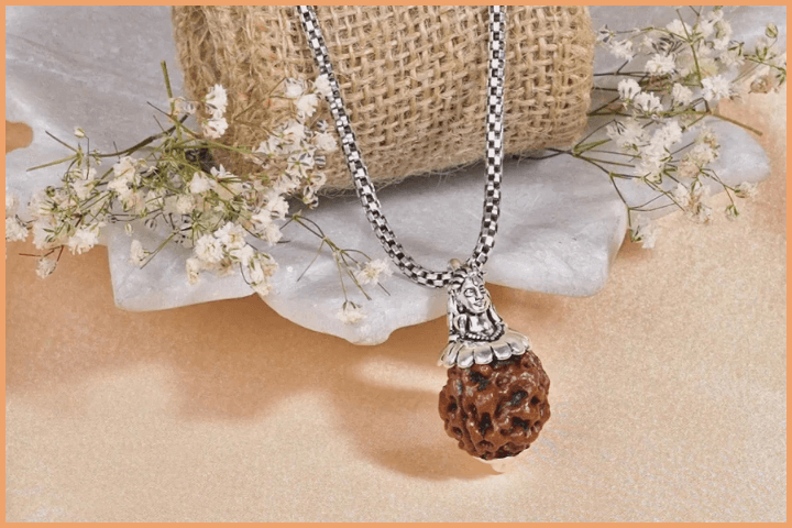 Wear 3 Mukhi Rudraksha Necklace or Braclet