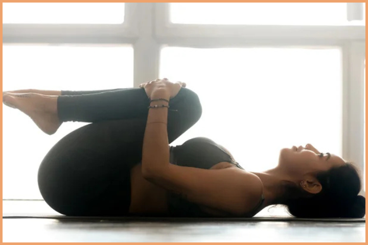 Women can practice simple yoga poses during mensturation