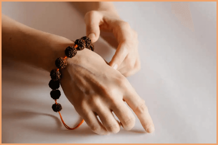 Can We Wear Rudraksha While Sleeping